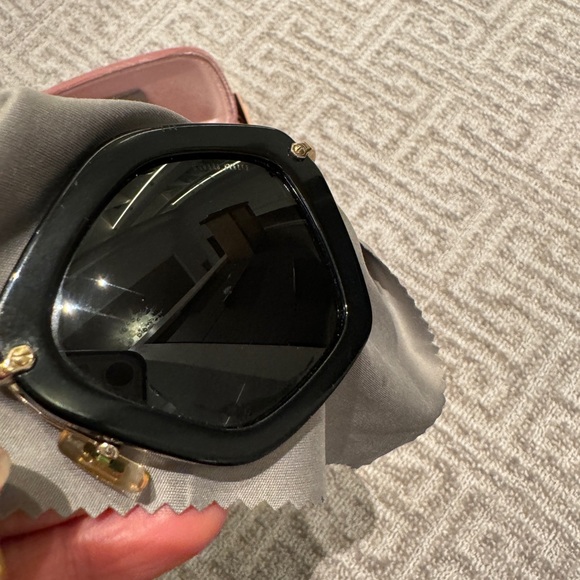 MIU MIU SMU 06O 1AB - 1A1 Sunglasses Grey SMU06O Frame - Picture 4 of 10